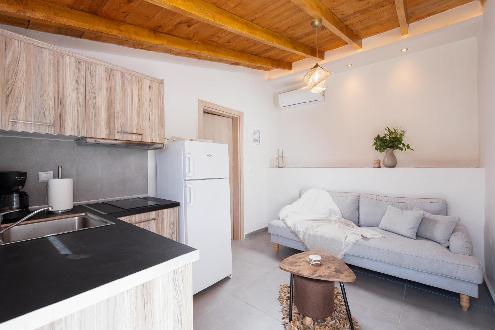 Kentrikon Rooms III & Mint House ลิเมนาเรีย ภายนอก รูปภาพ