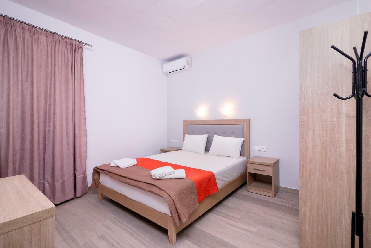 Kentrikon Rooms III & Mint House ลิเมนาเรีย ภายนอก รูปภาพ